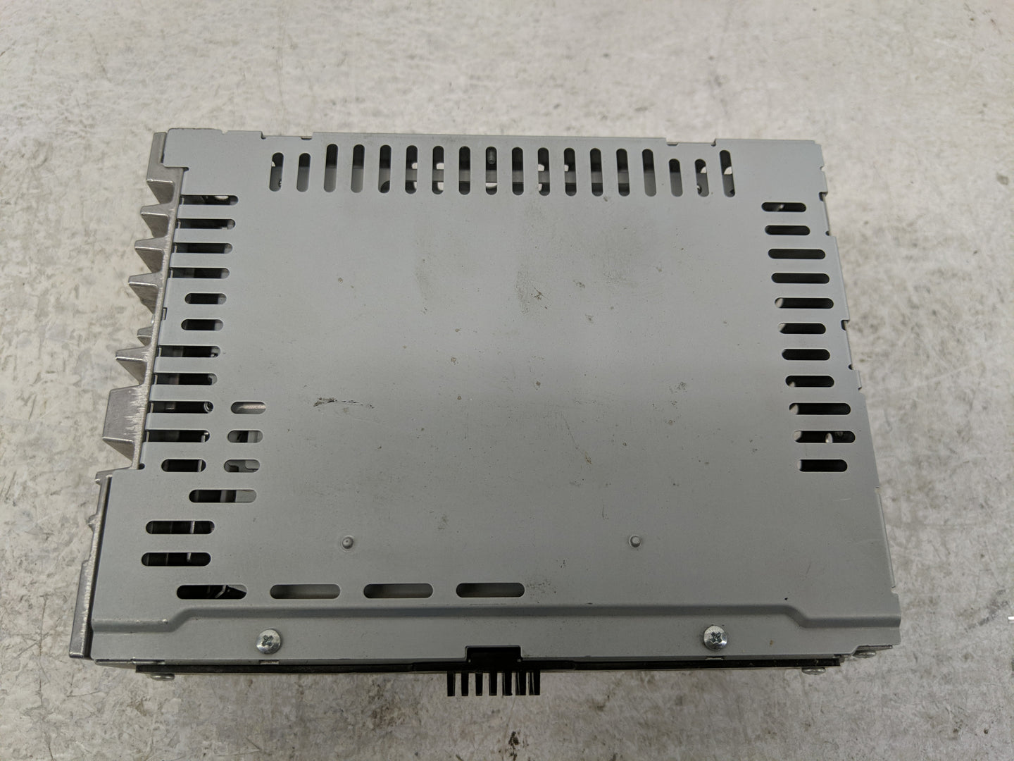 2014 Ford Taurus Radio AM FM Cd Player Receiver Replacement P/N:DG1T-19C107-FC Fits OEM Used Auto Parts - Oemusedautoparts1.