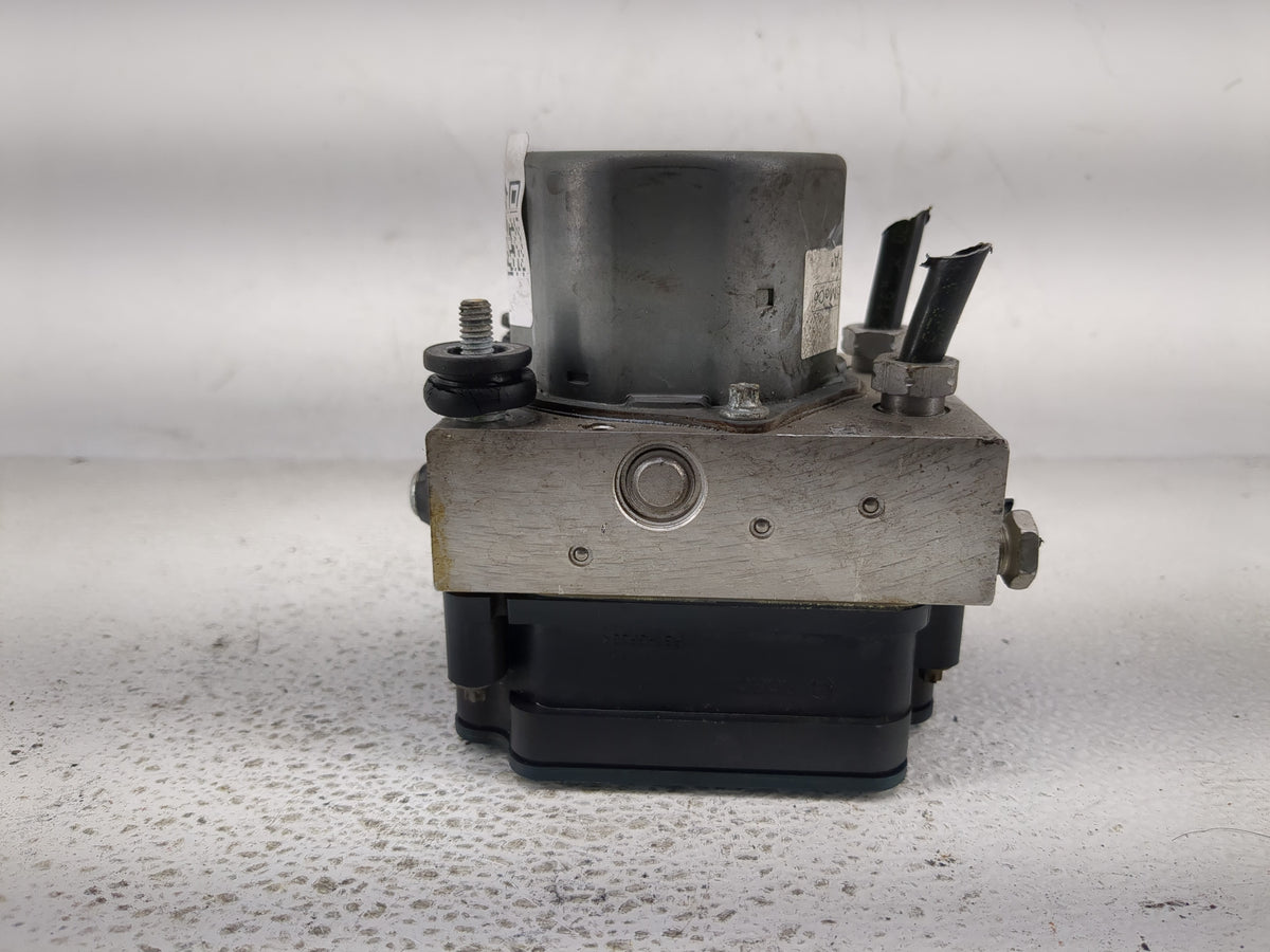 2013-2014 Ford Taurus Anti-Lock Brake ABS Pump Module Actuator OEM P/N:DG13-2C405-A Fits Fits 2013 2014 OEM Used Auto Parts 