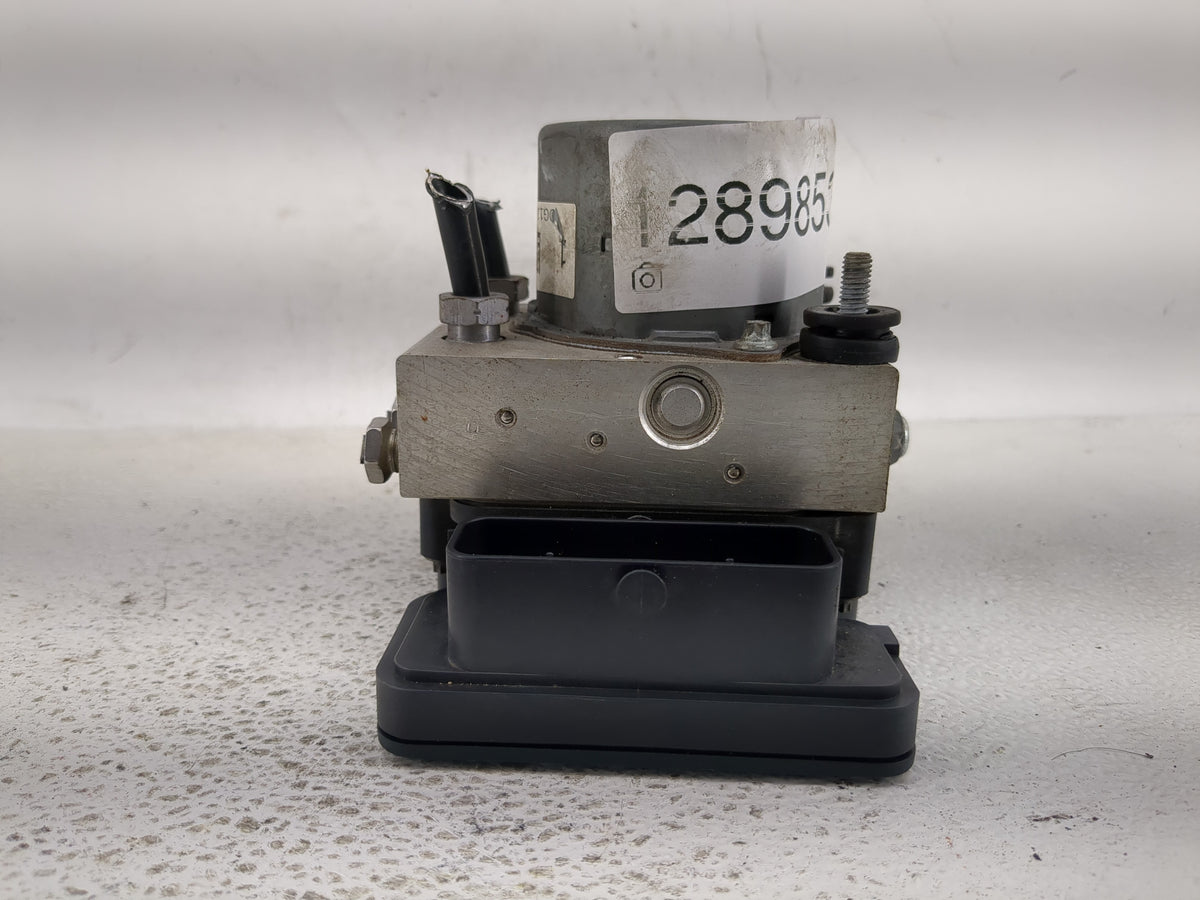 2013-2014 Ford Taurus Anti-Lock Brake ABS Pump Module Actuator OEM P/N:DG13-2C405-A Fits Fits 2013 2014 OEM Used Auto Parts 