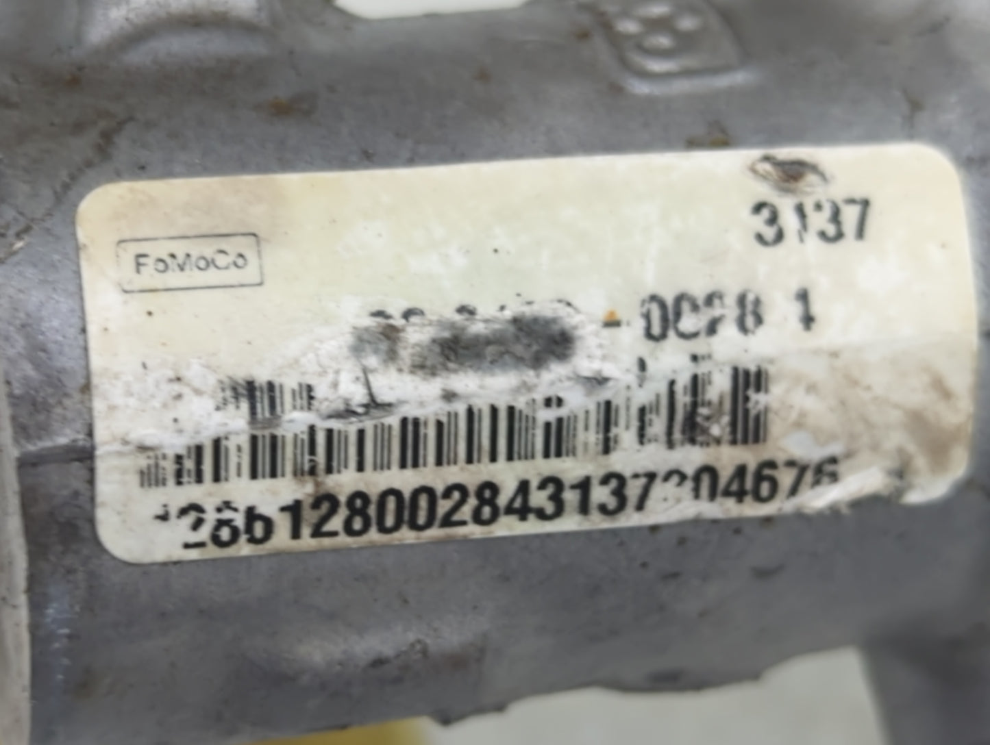 2013-2019 Ford Taurus Brake Master Cylinder 1376535 - Oemusedautoparts1.com