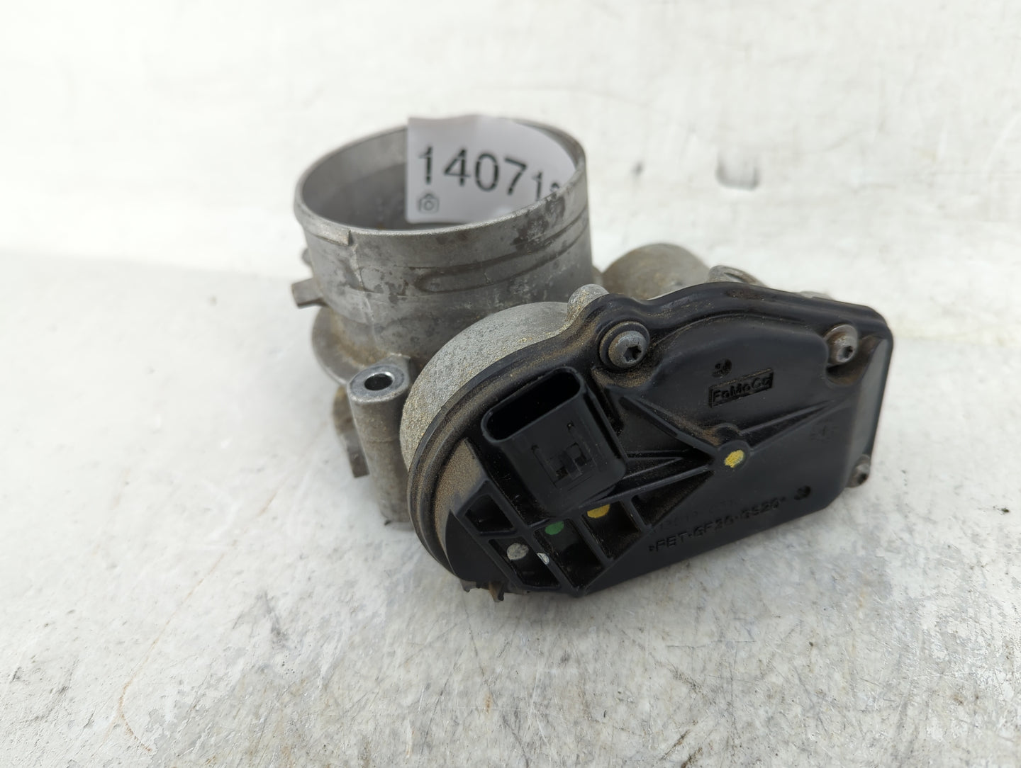 2013-2019 Ford Taurus Throttle Body P/N:61301P-0310 Fits Fits 2011 2012 2013 2014 2015 2016 2017 2018 2019 OEM Used Auto Par
