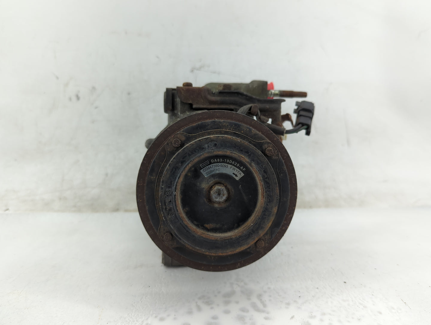 2013-2019 Ford Taurus Alternator Replacement Generator Charging Assembly Engine OEM P/N:DA83-19D629-AF Fits OEM Used Auto Pa