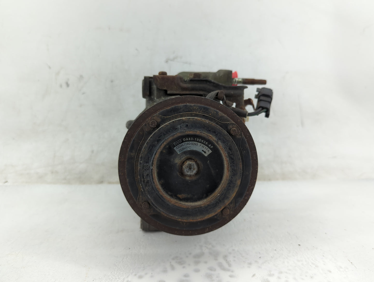 2013-2019 Ford Taurus Alternator Replacement Generator Charging Assembly Engine OEM P/N:DA83-19D629-AF Fits OEM Used Auto Pa