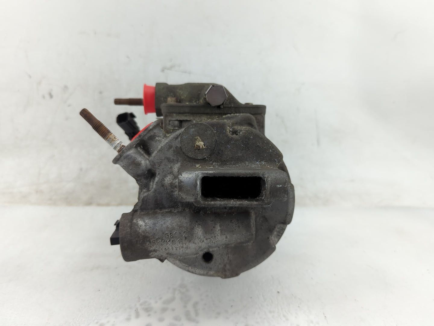 2013-2019 Ford Taurus Alternator Replacement Generator Charging Assembly Engine OEM P/N:DA83-19D629-AF Fits OEM Used Auto Pa