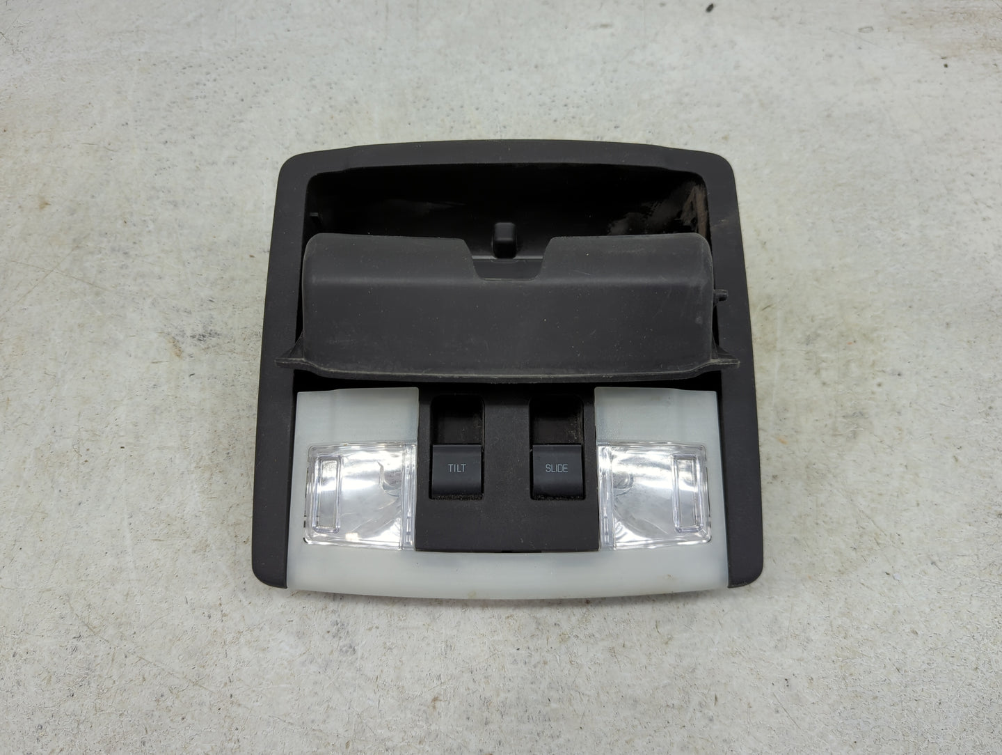 2014 Ford Taurus Overhead Roof Console - Oemusedautoparts1.com