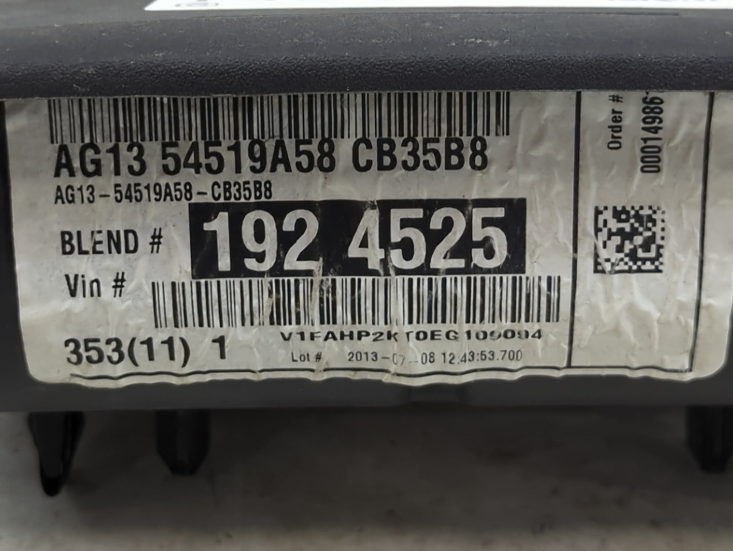 2014 Ford Taurus Overhead Roof Console - Oemusedautoparts1.com