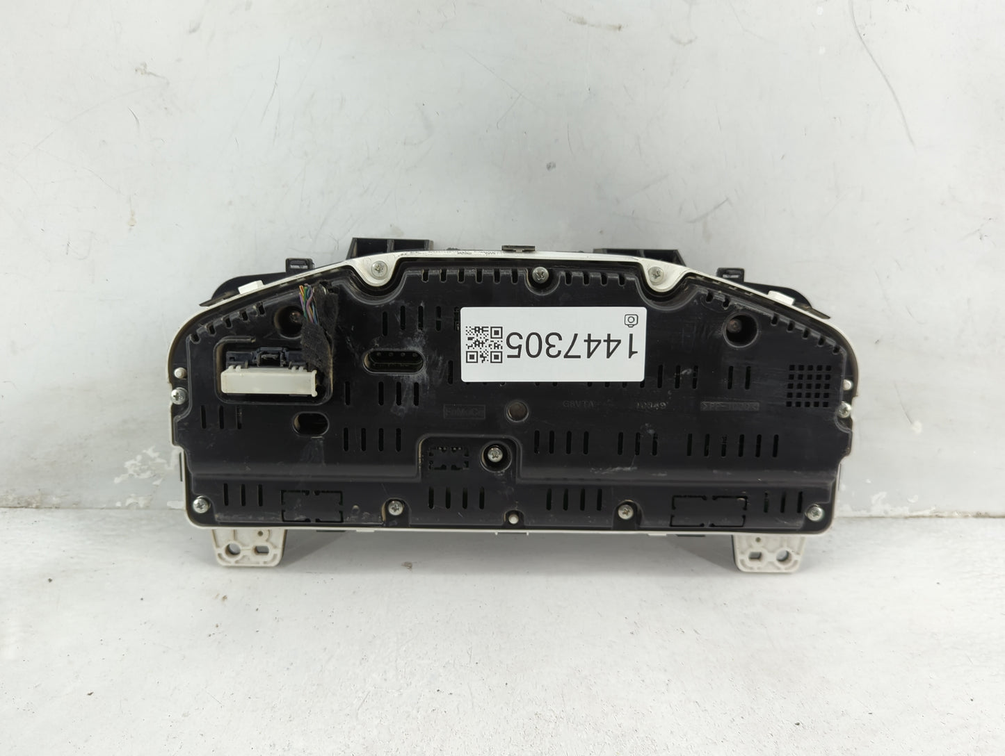 2014 Ford Taurus Instrument Cluster Speedometer Gauges P/N:EG1T-10849-EE Fits OEM Used Auto Parts - Oemusedautoparts1.com