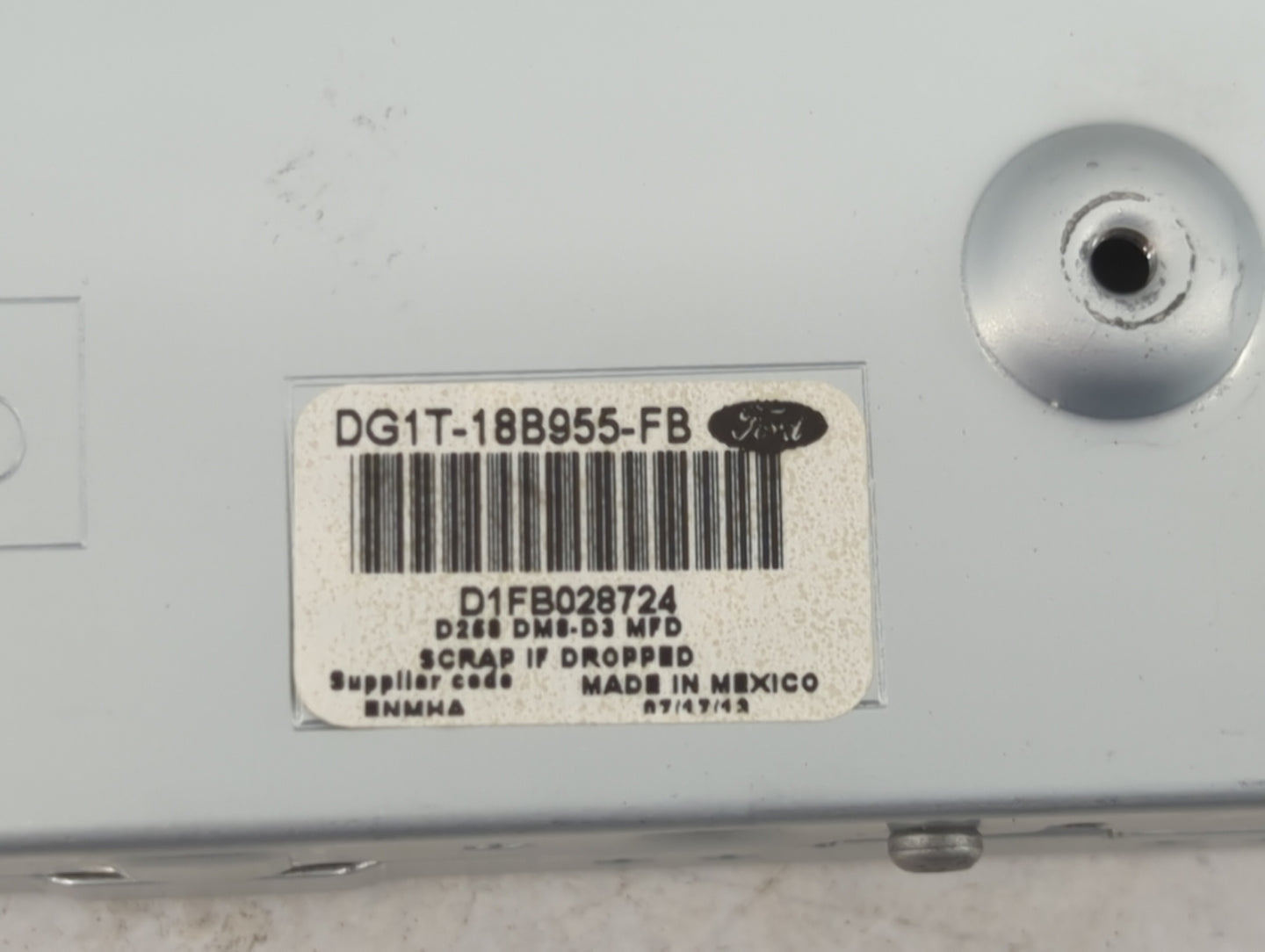 2013-2016 Ford Taurus Radio Display Info Screen Oem 1468525 - Oemusedautoparts1.com