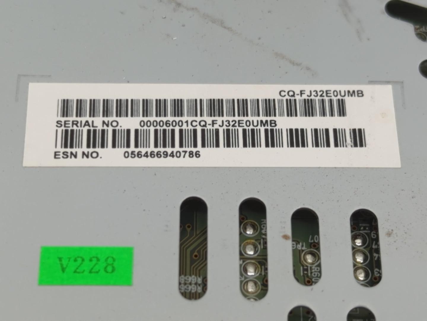 2013-2015 Ford Taurus Radio AM FM Cd Player Receiver Replacement P/N:CQ-FJ32E0UMB Fits Fits 2013 2014 2015 OEM Used Auto Par
