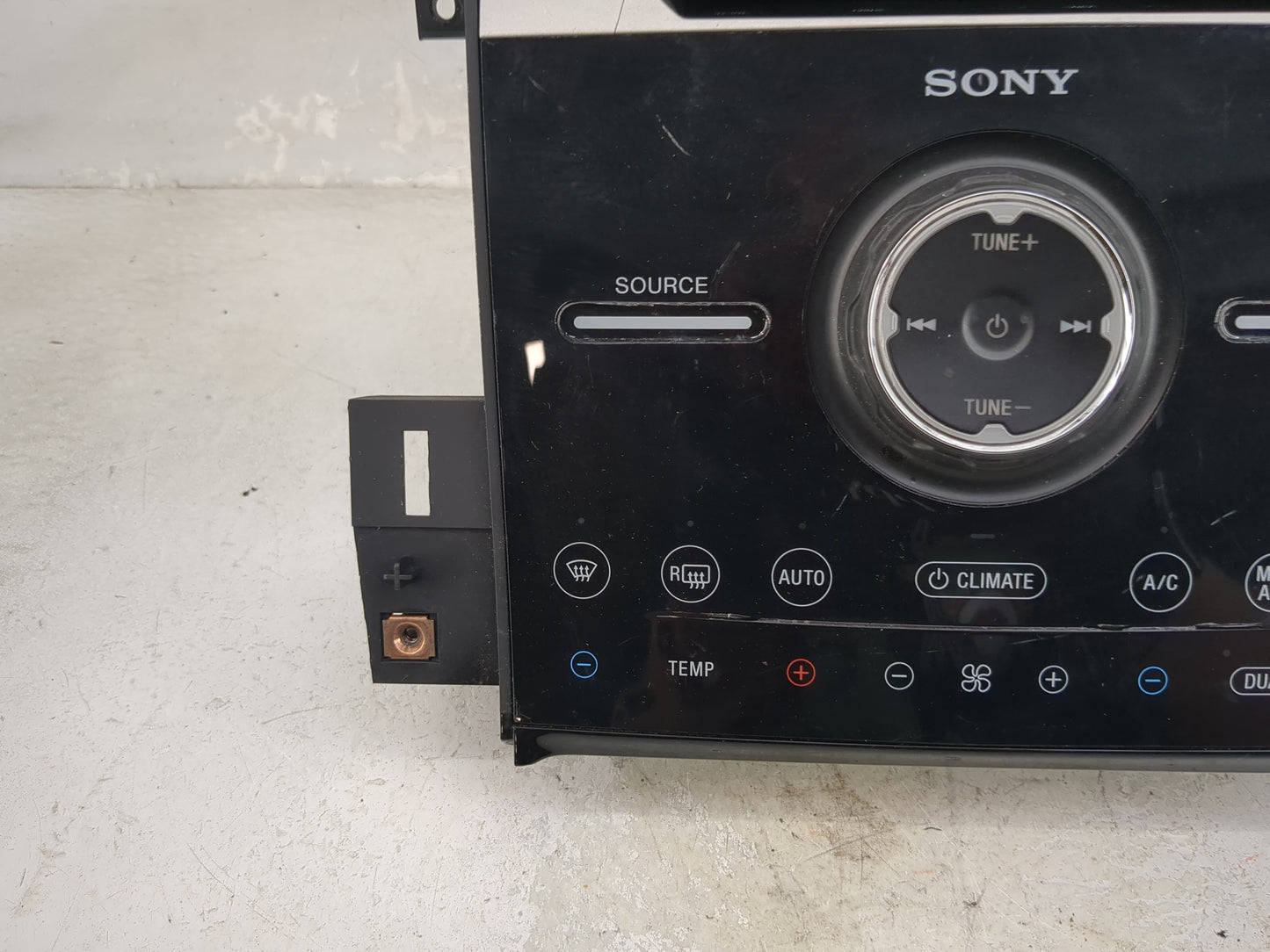 2014 Ford Taurus Radio Control Panel - Oemusedautoparts1.com