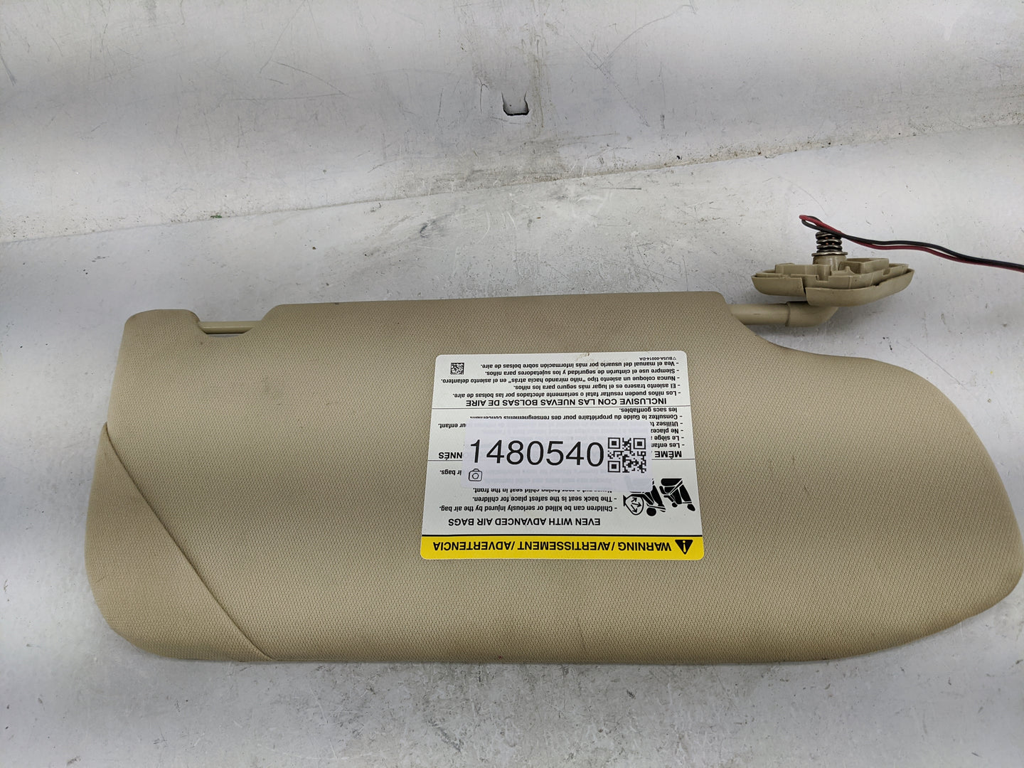 2013-2019 Ford Taurus Sun Visor Shade Replacement Driver Left Mirror Fits Fits 2013 2014 2015 2016 2017 2018 2019 OEM Used A