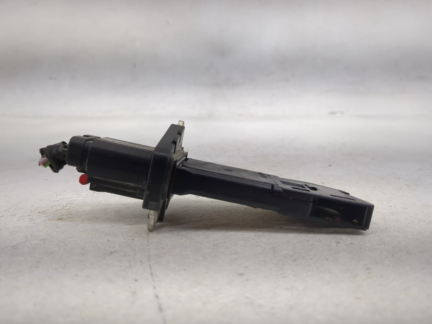 2013-2016 Ford Taurus Mass Air Flow Meter Maf 1486055 - Oemusedautoparts1.com