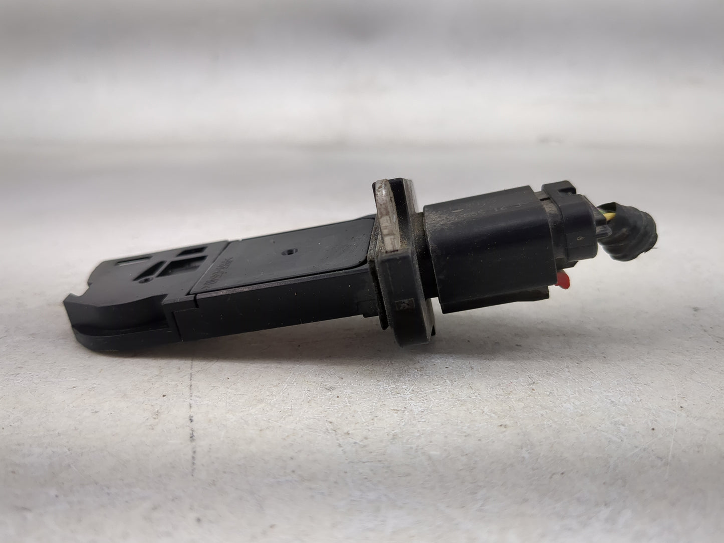 2013-2016 Ford Taurus Mass Air Flow Meter Maf 1486055 - Oemusedautoparts1.com