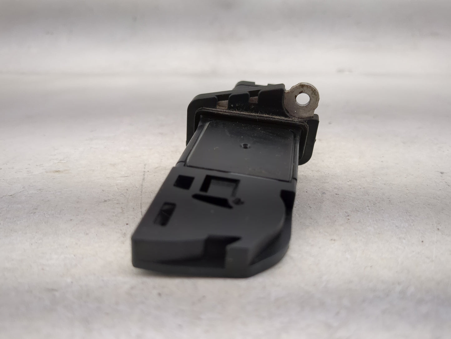 2013-2016 Ford Taurus Mass Air Flow Meter Maf 1486055 - Oemusedautoparts1.com