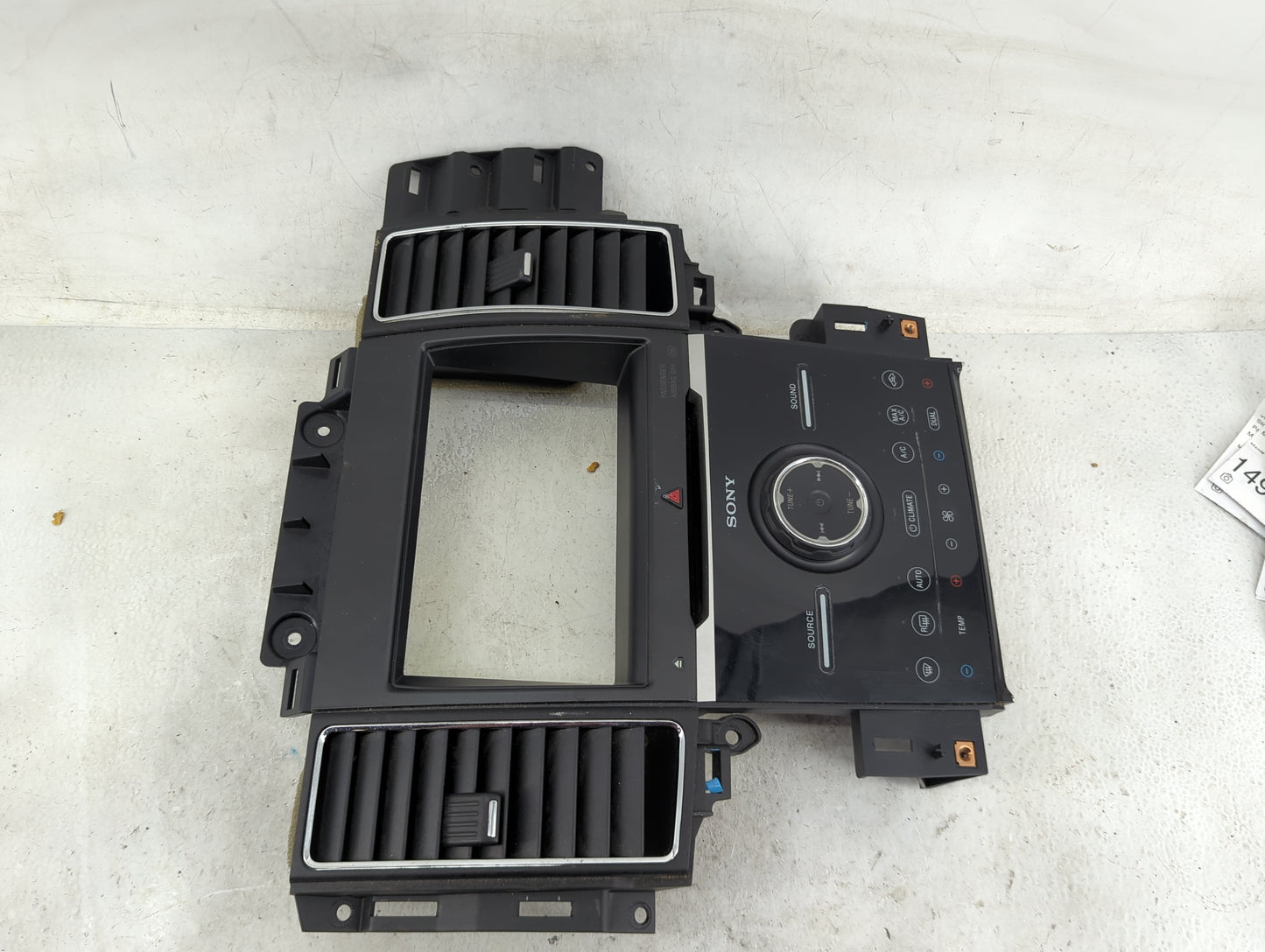 2014-2019 Ford Taurus Radio Control Panel 1491563 - Oemusedautoparts1.com