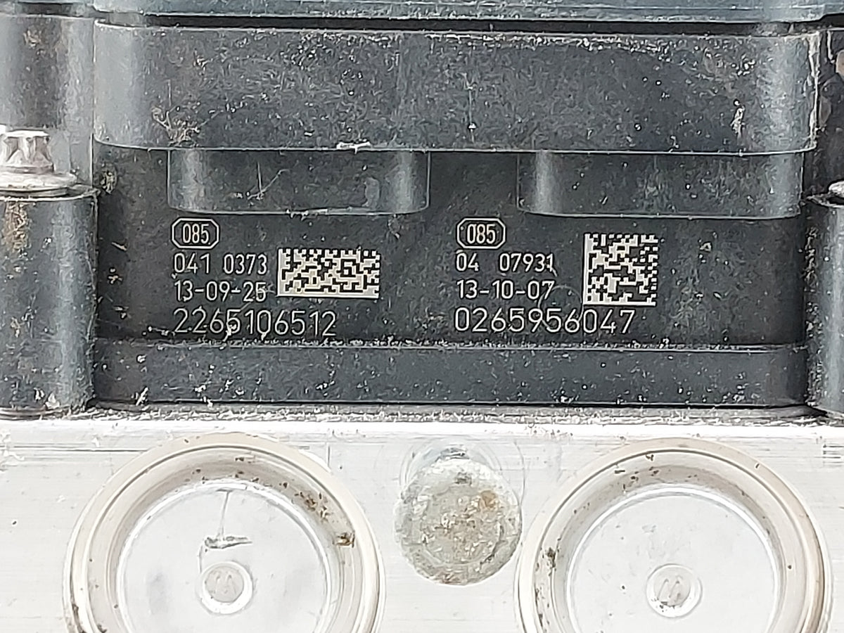 2013-2014 Ford Taurus ABS Pump Control Module Replacement P/N:DG13-2C405-A 0265956047, 2265106512, 0265243330 Fits Fits 2013