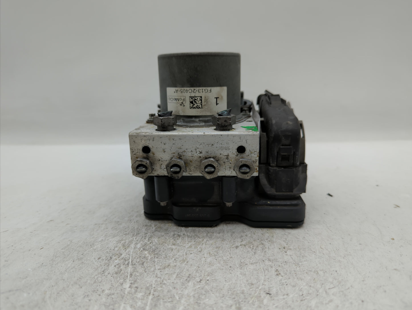 2014-2018 Ford Taurus ABS Pump Control Module Replacement P/N:FG13-2C405-AB DG13-2C405-AG Fits Fits 2014 2015 2016 2017 2018