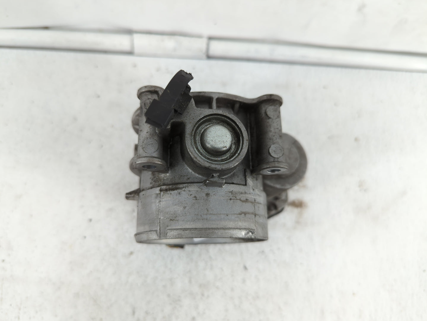 2013-2018 Ford Taurus Throttle Body P/N:AT4E-9F991-EJ AT4E-EH, AT4E-EF Fits Fits 2011 2012 2013 2014 2015 2016 2017 2018 201