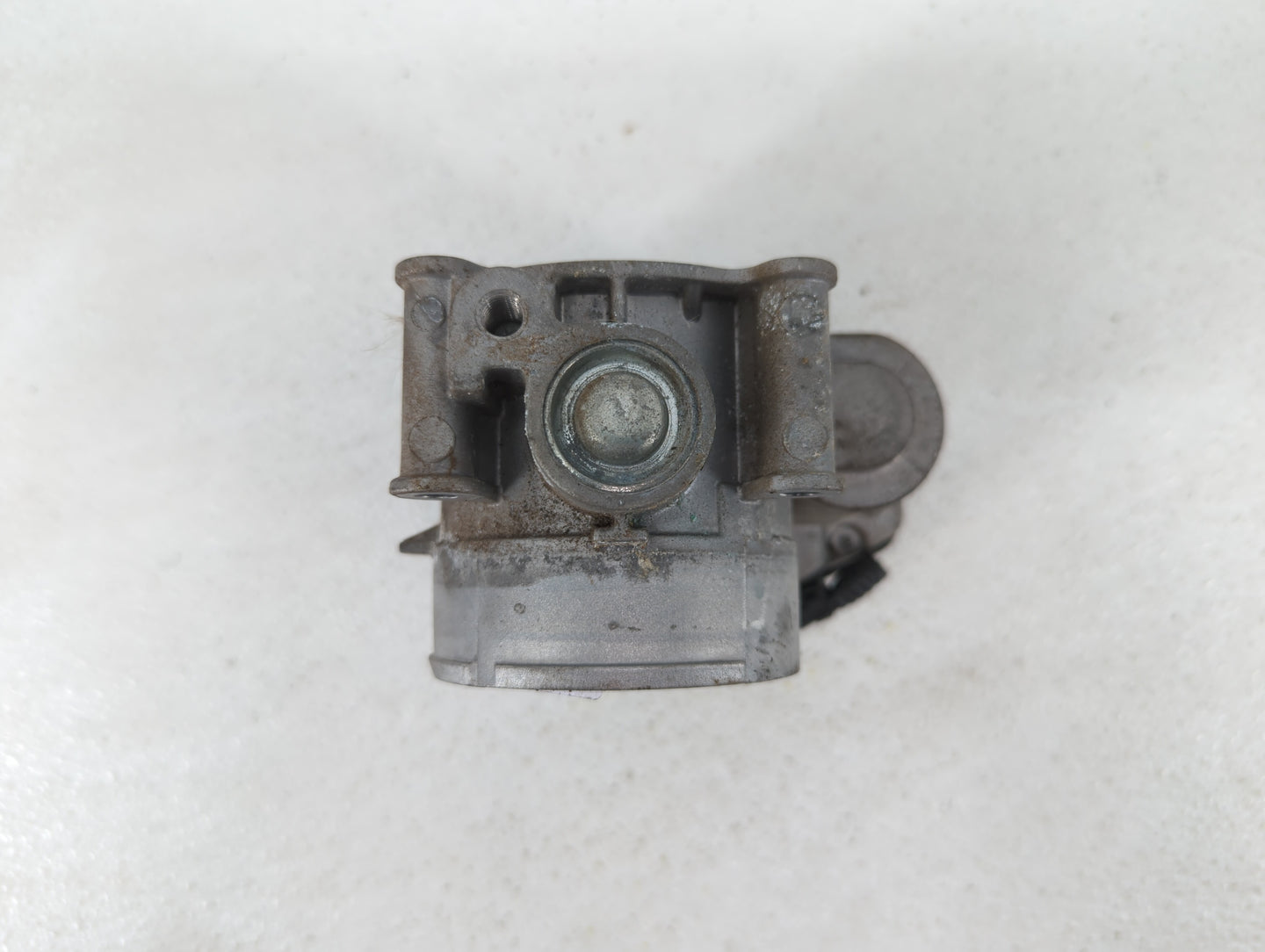 2013-2018 Ford Taurus Throttle Body P/N:AT4E-9F991-EJ AT4E-EH, AT4E-EF Fits Fits 2011 2012 2013 2014 2015 2016 2017 2018 201