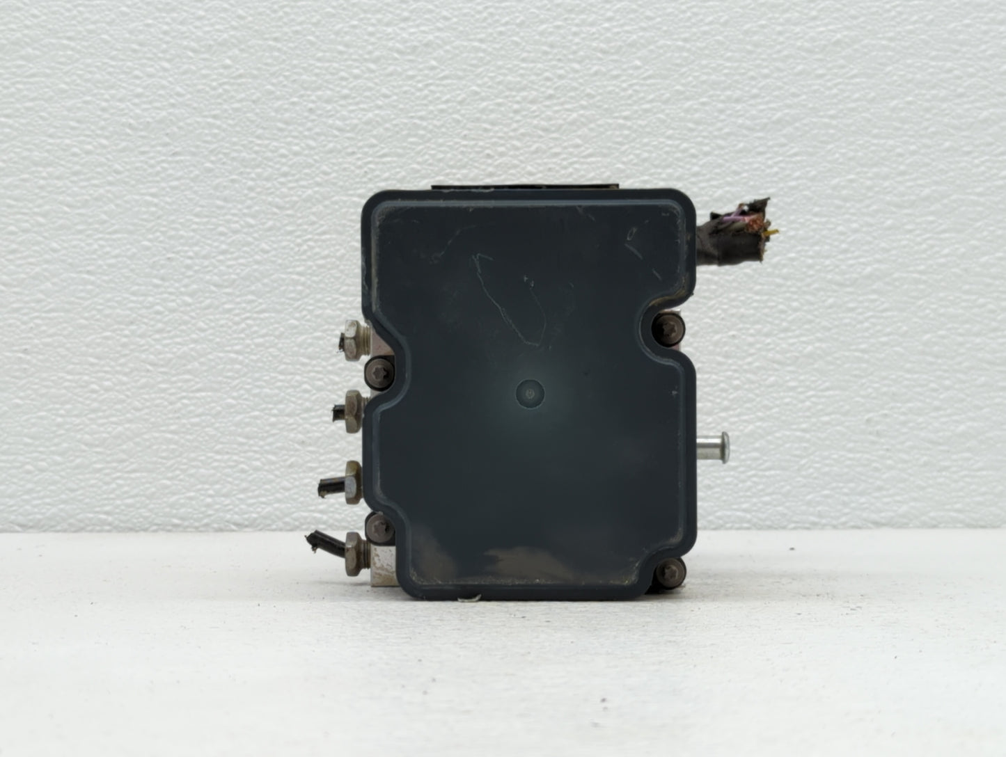 2014-2019 Ford Taurus ABS Pump Control Module Replacement P/N:FG13-2C405-A DG13-2C405-BA Fits Fits 2014 2015 2016 2017 2018 