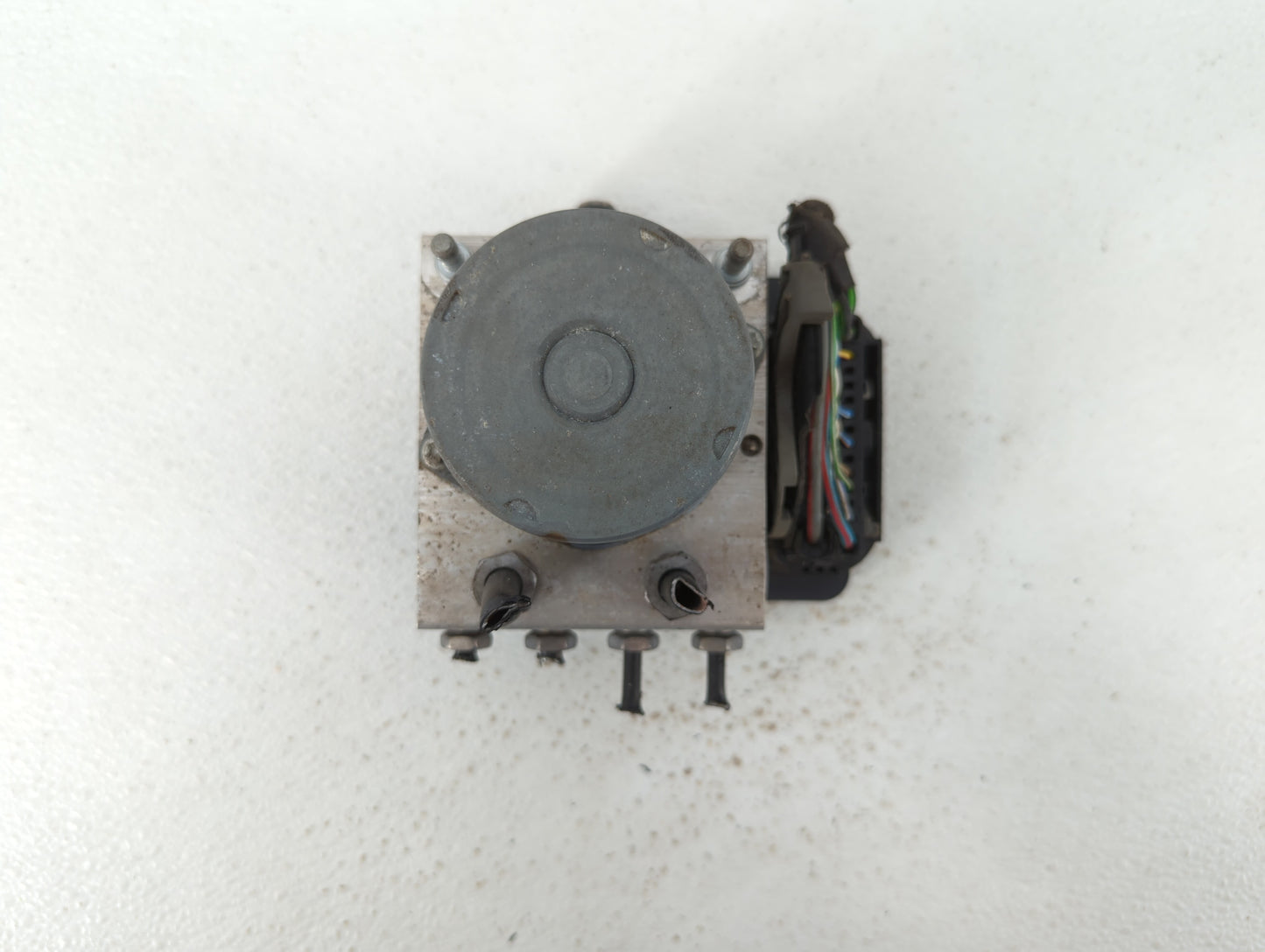 2014-2018 Ford Taurus ABS Pump Control Module Replacement P/N:DG13-2C405-BA FG13-2C405-A Fits Fits 2014 2015 2016 2017 2018 