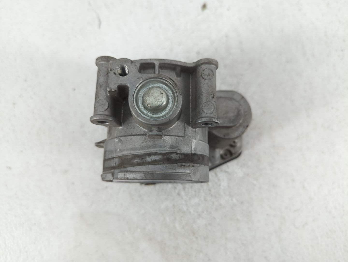 2013-2018 Ford Taurus Throttle Body P/N:AT4E-EH AT4E-9F991-EL Fits Fits 2011 2012 2013 2014 2015 2016 2017 2018 2019 OEM Use