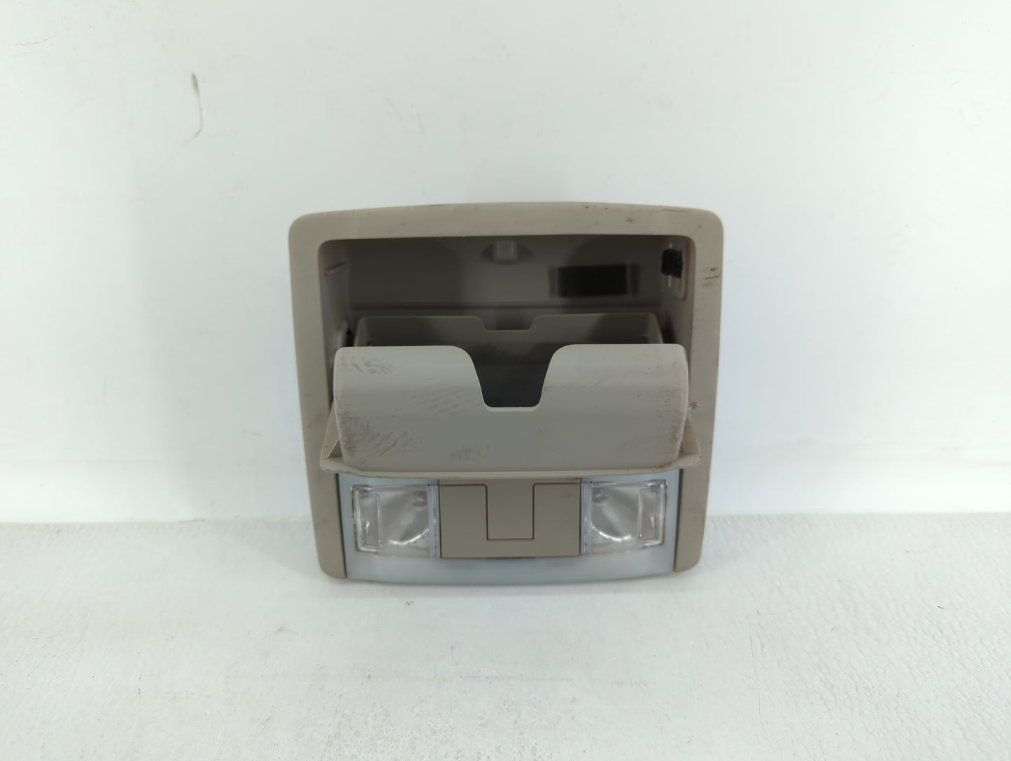 2014 Ford Taurus Overhead Roof Console - Oemusedautoparts1.com