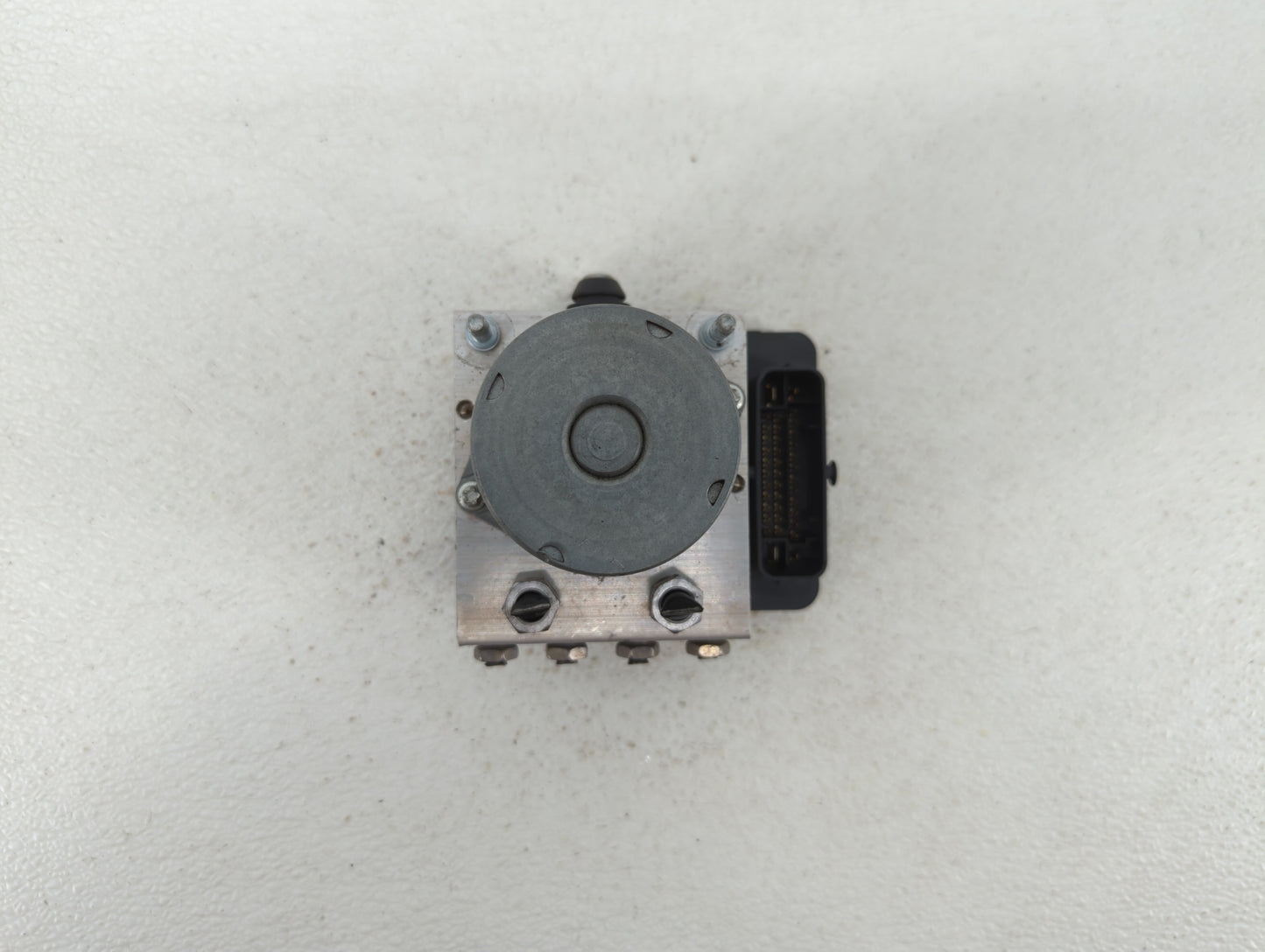 2014-2019 Ford Taurus ABS Pump Control Module Replacement P/N:FG13-2C405-AC DG13-2C405-A Fits Fits 2014 2015 2016 2017 2018 