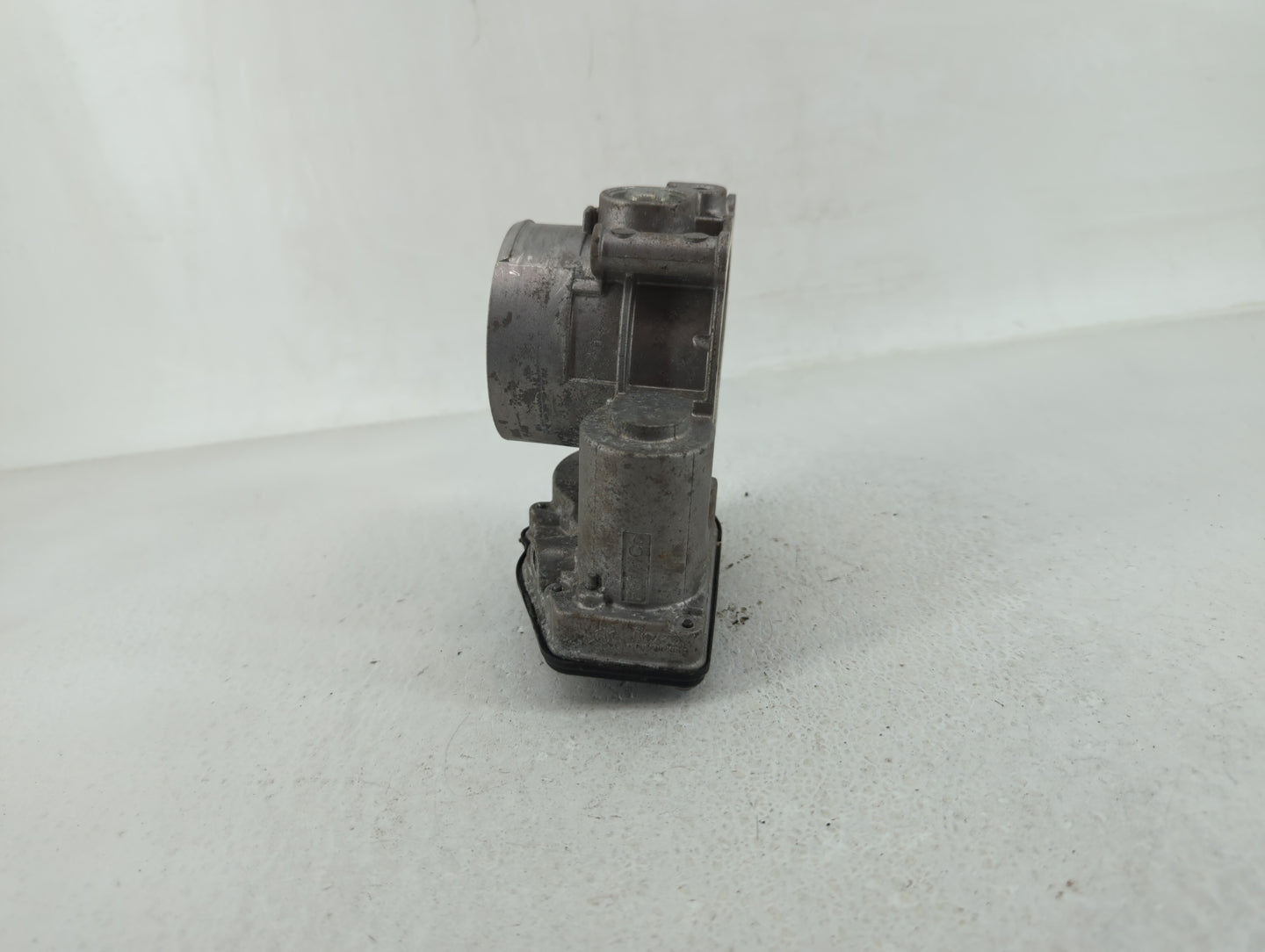 2013-2019 Ford Taurus Throttle Body P/N:AT4E-EH AT4E-9F991-EL Fits Fits 2011 2012 2013 2014 2015 2016 2017 2018 2019 OEM Use