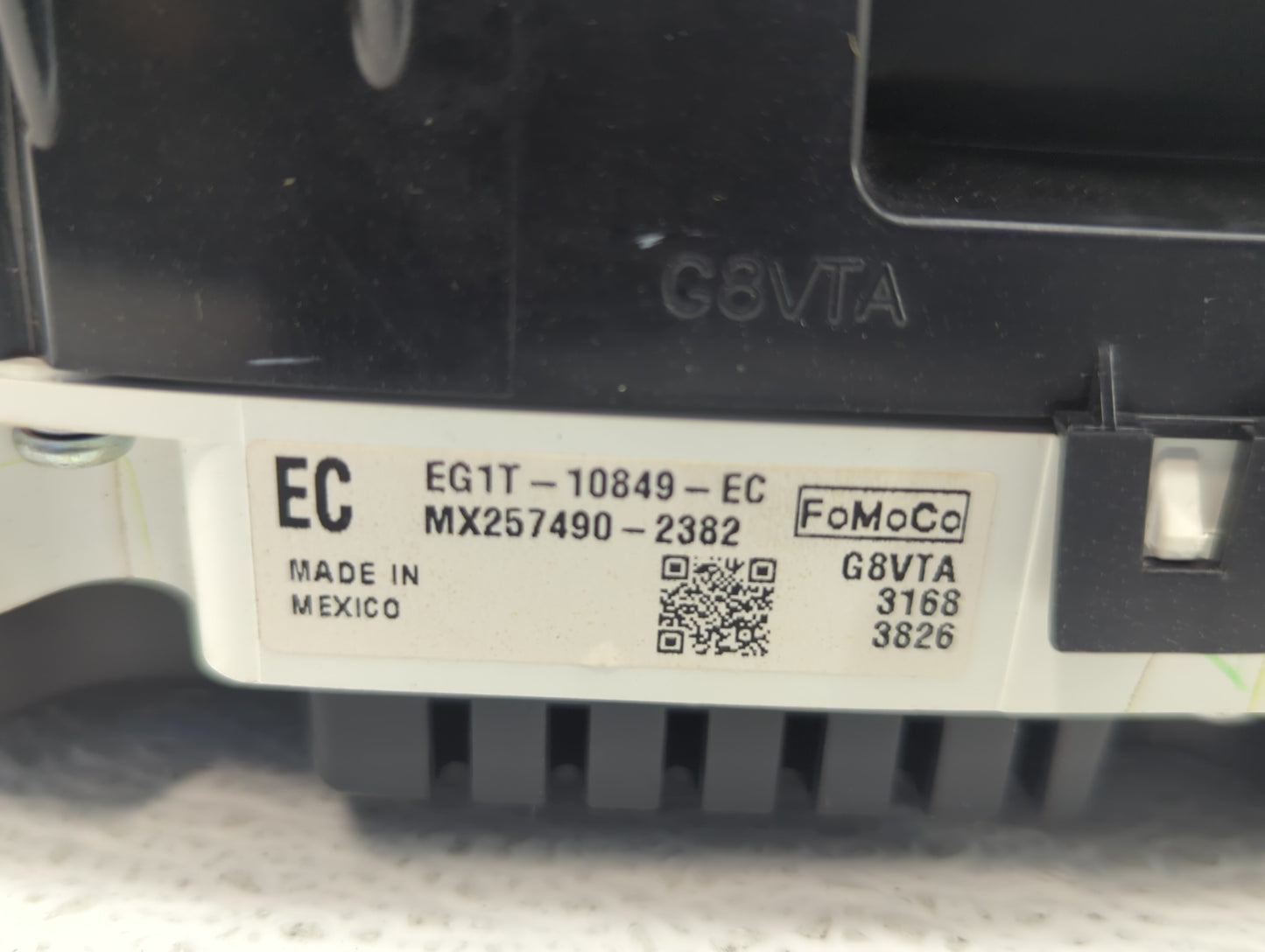 2014 Ford Taurus Instrument Cluster Speedometer Gauges P/N:EG1T-10849-ED EG1T-10849-EC, EG1T-10849-EE Fits OEM Used Auto Par