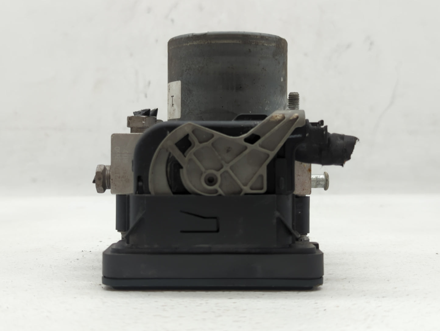 2014-2019 Ford Taurus ABS Pump Control Module Replacement P/N:DG13-2C405-BA Fits Fits 2014 2015 2016 2017 2018 2019 OEM Used