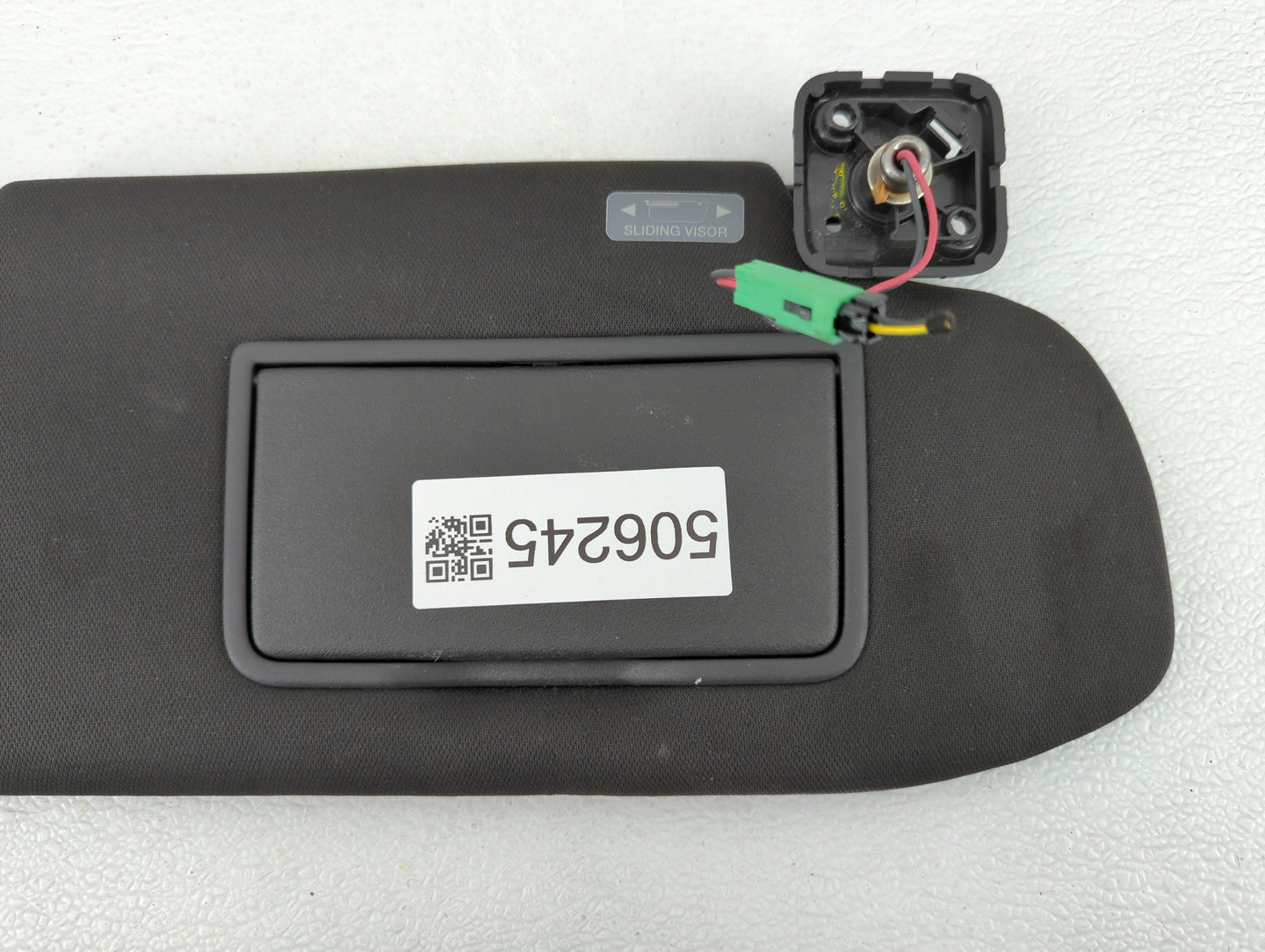 2013-2019 Ford Taurus Sun Visor Shade Replacement Passenger Right Mirror Fits OEM Used Auto Parts - Oemusedautoparts1.com
