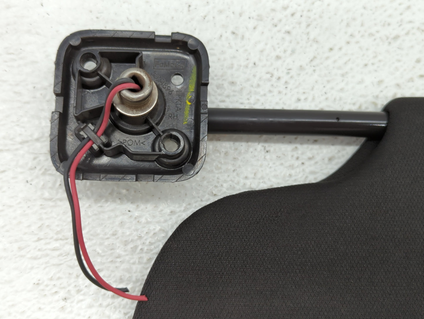 2013-2019 Ford Taurus Sun Visor Shade Replacement Passenger Right Mirror Fits OEM Used Auto Parts - Oemusedautoparts1.com