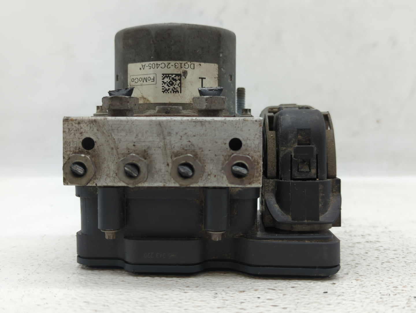 2014-2019 Ford Taurus ABS Pump Control Module Replacement P/N:DG13-2C405-AG Fits Fits 2014 2015 2016 2017 2018 2019 OEM Used