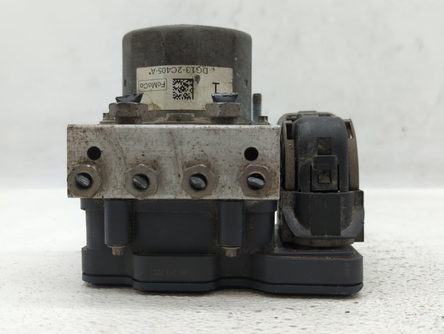 2014-2019 Ford Taurus ABS Pump Control Module Replacement P/N:DG13-2C405-AG Fits Fits 2014 2015 2016 2017 2018 2019 OEM Used