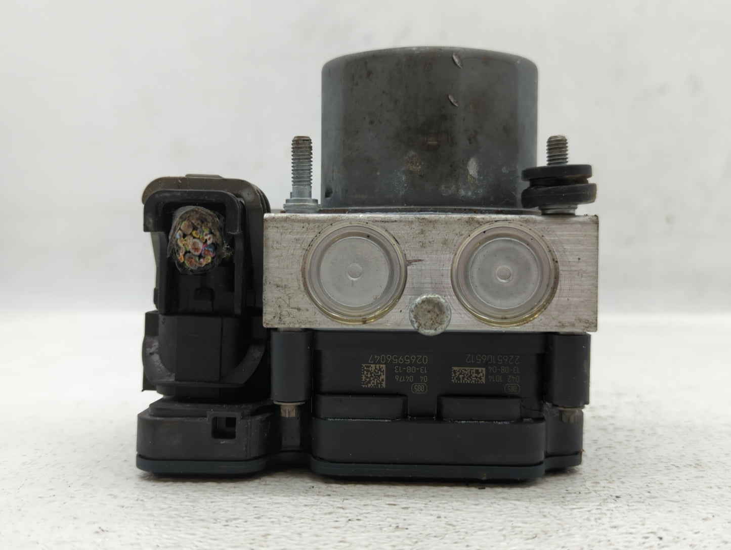 2014-2019 Ford Taurus ABS Pump Control Module Replacement P/N:DG13-2C405-AG Fits Fits 2014 2015 2016 2017 2018 2019 OEM Used