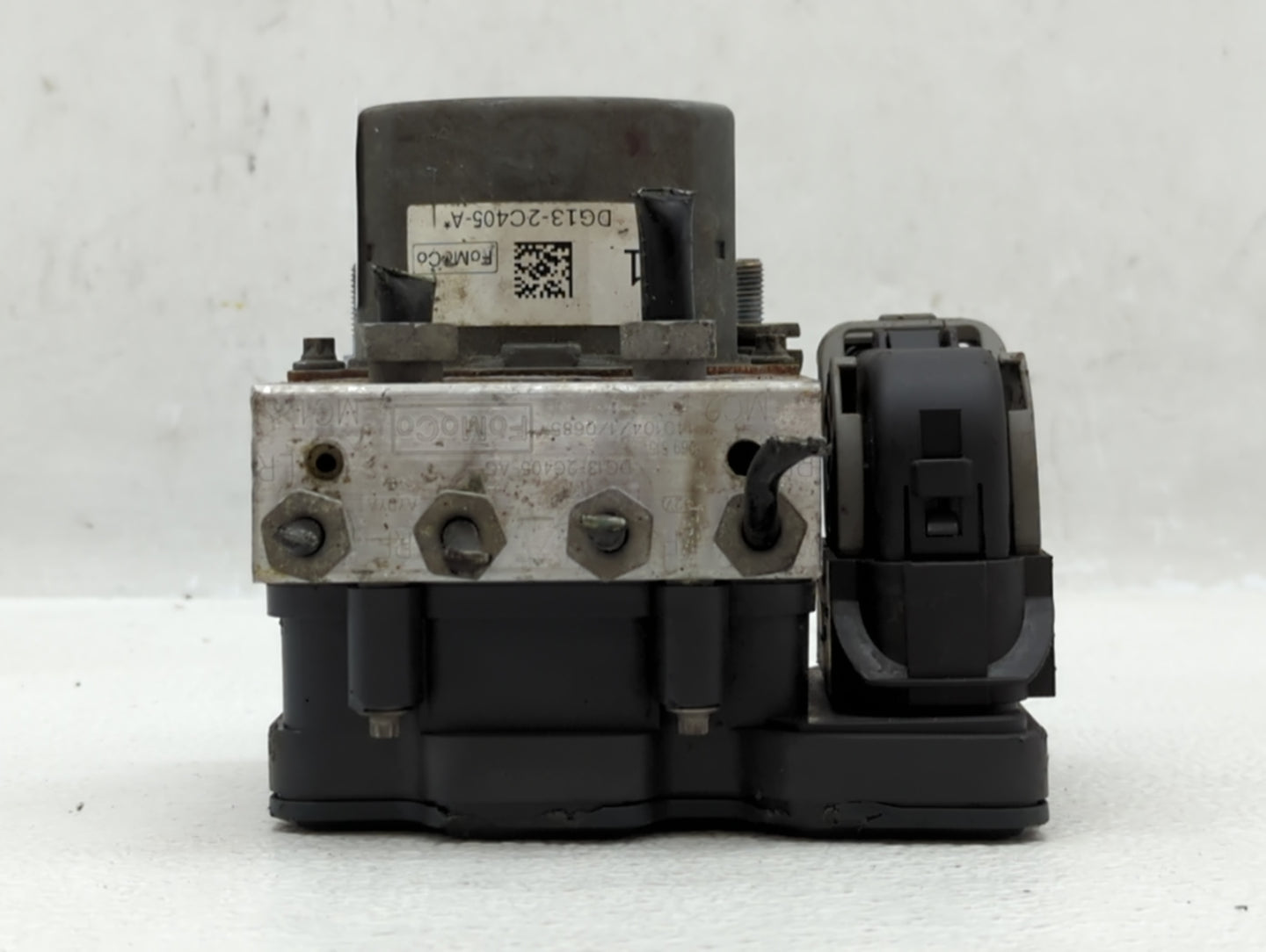 2014-2019 Ford Taurus ABS Pump Control Module Replacement P/N:DG13-2C405-A Fits Fits 2014 2015 2016 2017 2018 2019 OEM Used 