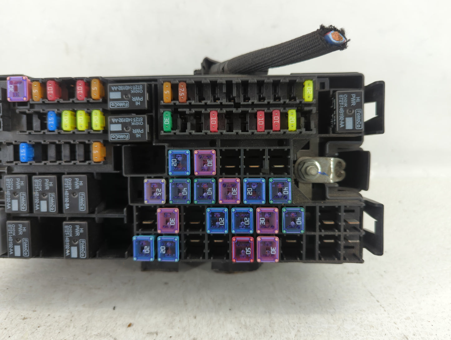 2013-2016 Ford Taurus Fusebox Fuse Box Panel Relay Module P/N:DG1T-14A003-BA Fits Fits 2013 2014 2015 2016 OEM Used Auto Par
