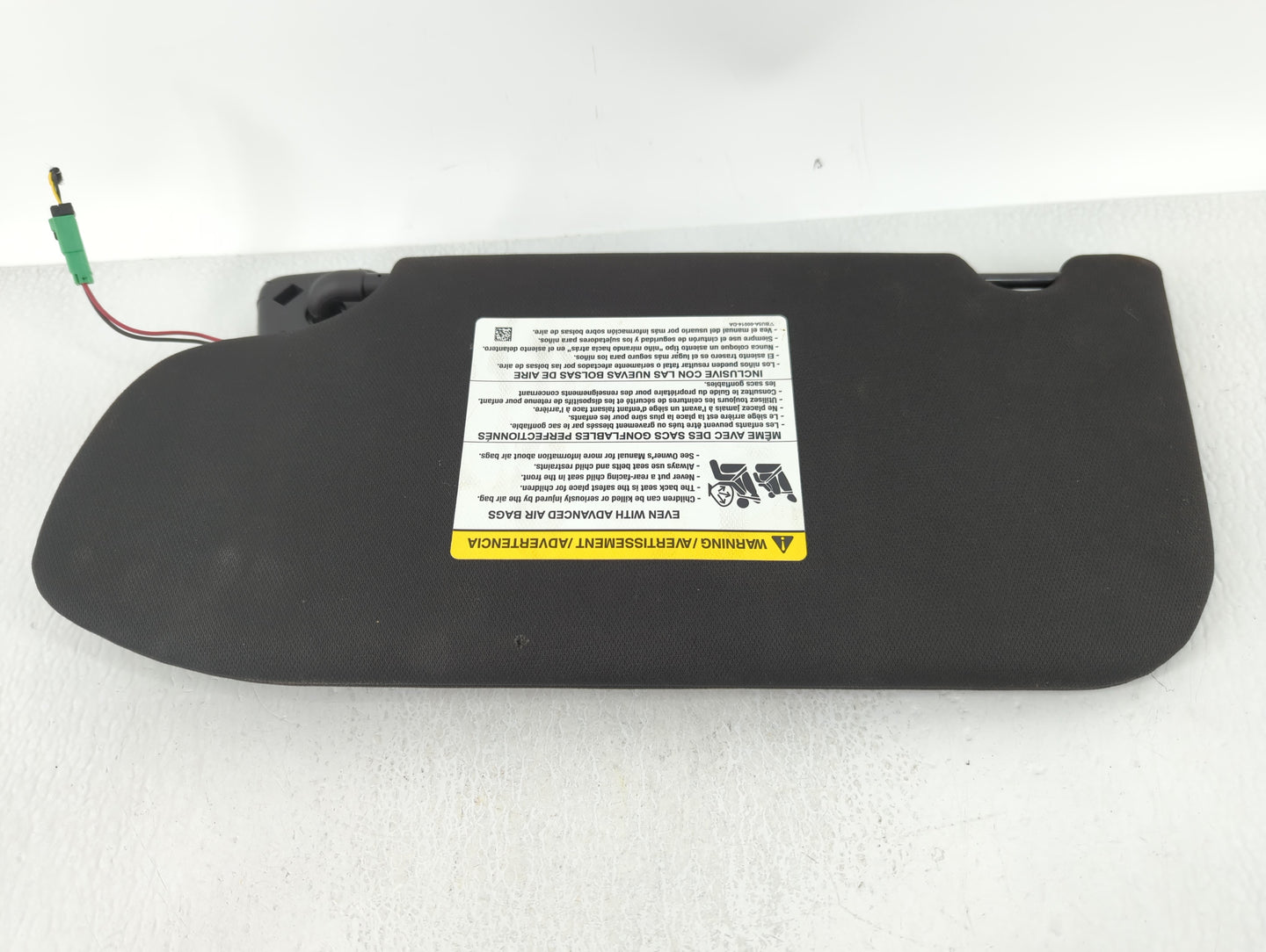 2013-2019 Ford Taurus Sun Visor Shade Replacement Passenger Right Mirror Fits OEM Used Auto Parts - Oemusedautoparts1.com