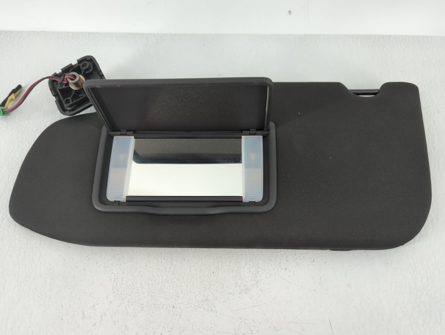 2013-2019 Ford Taurus Sun Visor Shade Replacement Driver Left Mirror Fits Fits 2013 2014 2015 2016 2017 2018 2019 OEM Used A