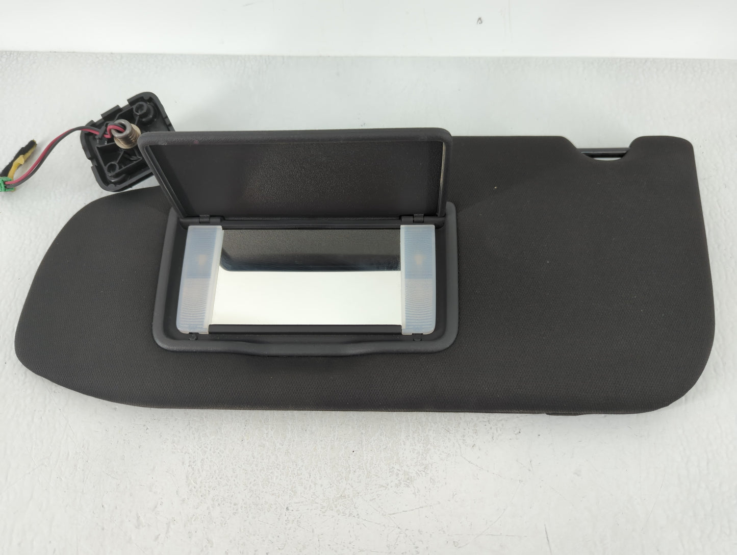 2013-2019 Ford Taurus Sun Visor Shade Replacement Driver Left Mirror Fits Fits 2013 2014 2015 2016 2017 2018 2019 OEM Used A