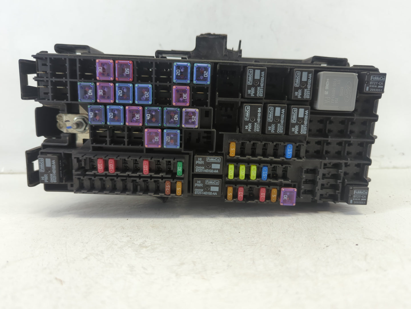 2013-2016 Ford Taurus Fusebox Fuse Box Panel Relay Module P/N:DG1T-14A003-BA Fits Fits 2013 2014 2015 2016 OEM Used Auto Par