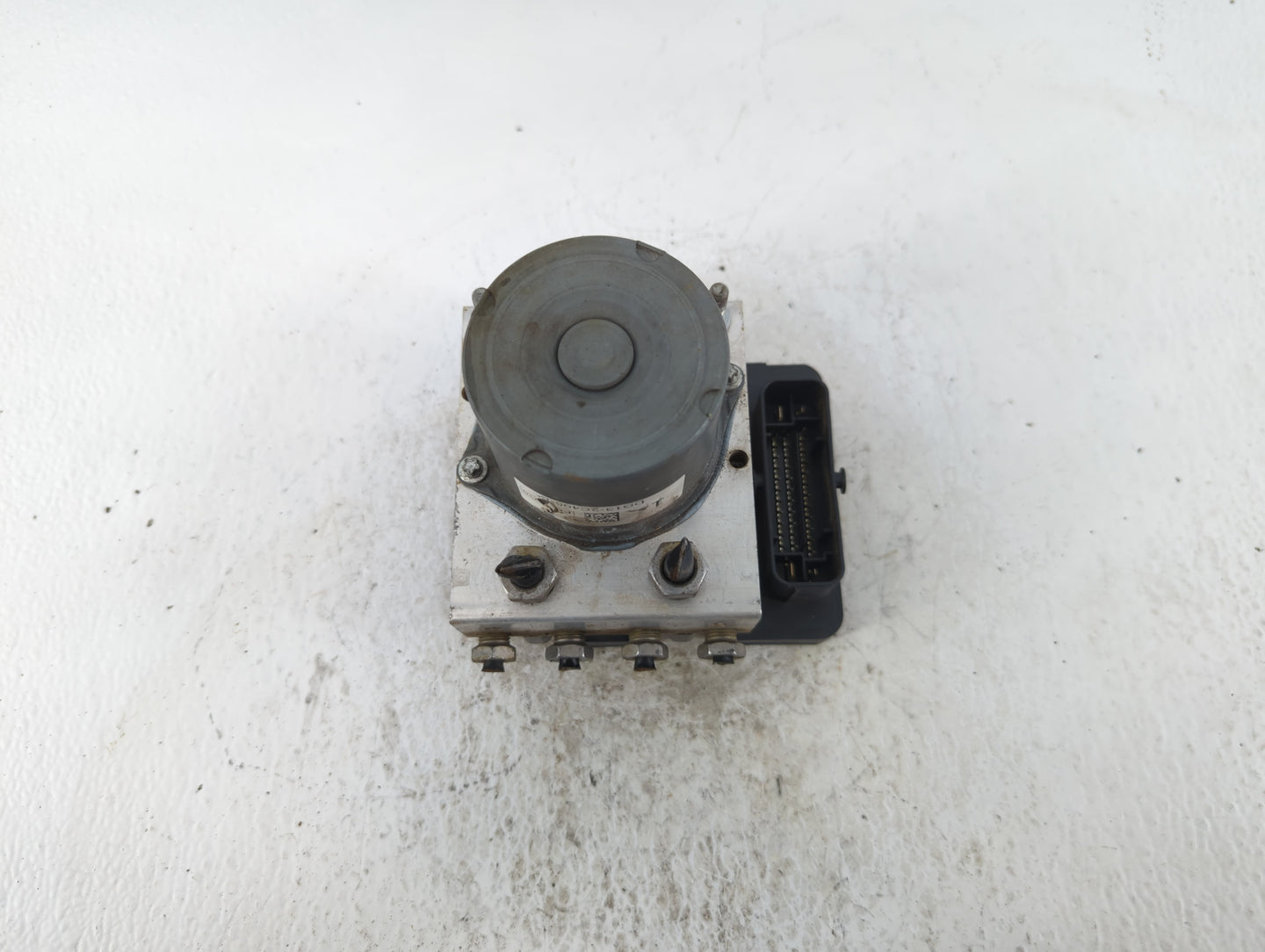2014-2019 Ford Taurus ABS Pump Control Module Replacement P/N:DG13-2C405-BA Fits Fits 2014 2015 2016 2017 2018 2019 OEM Used