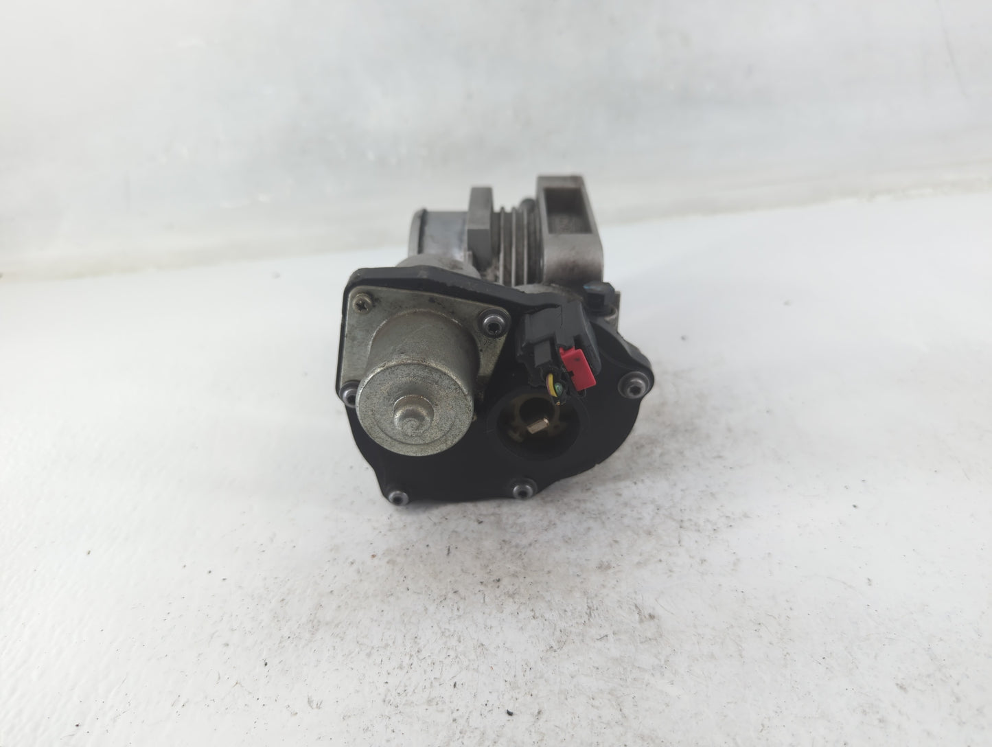 2010-2019 Ford Taurus Throttle Body P/N:012014 1 AA5E-BB, 140201000570 Fits Fits 2010 2011 2012 2013 2014 2015 2016 2017 201