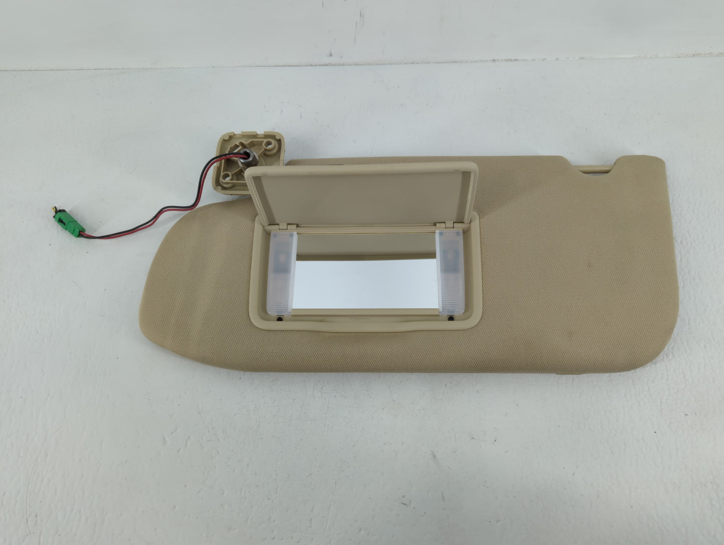 2013-2019 Ford Taurus Sun Visor Shade Replacement Driver Left Mirror Fits Fits 2010 2011 2012 2013 2014 2015 2016 2017 2018 