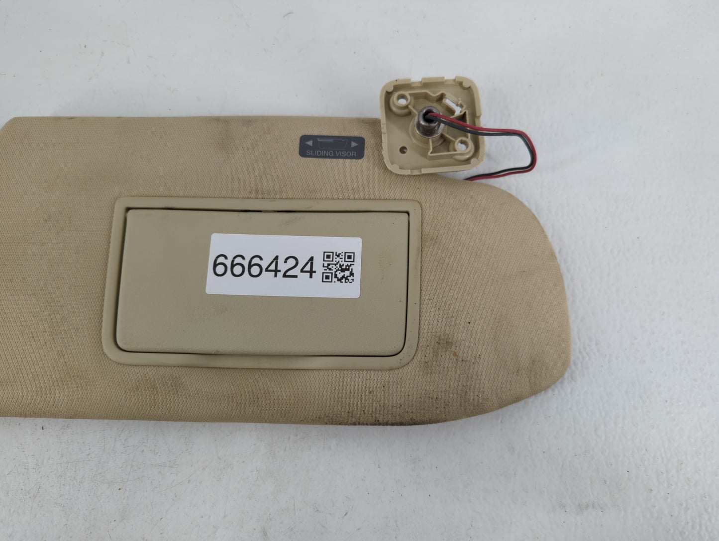2013-2019 Ford Taurus Sun Visor Shade Replacement Passenger Right Mirror Fits OEM Used Auto Parts - Oemusedautoparts1.com