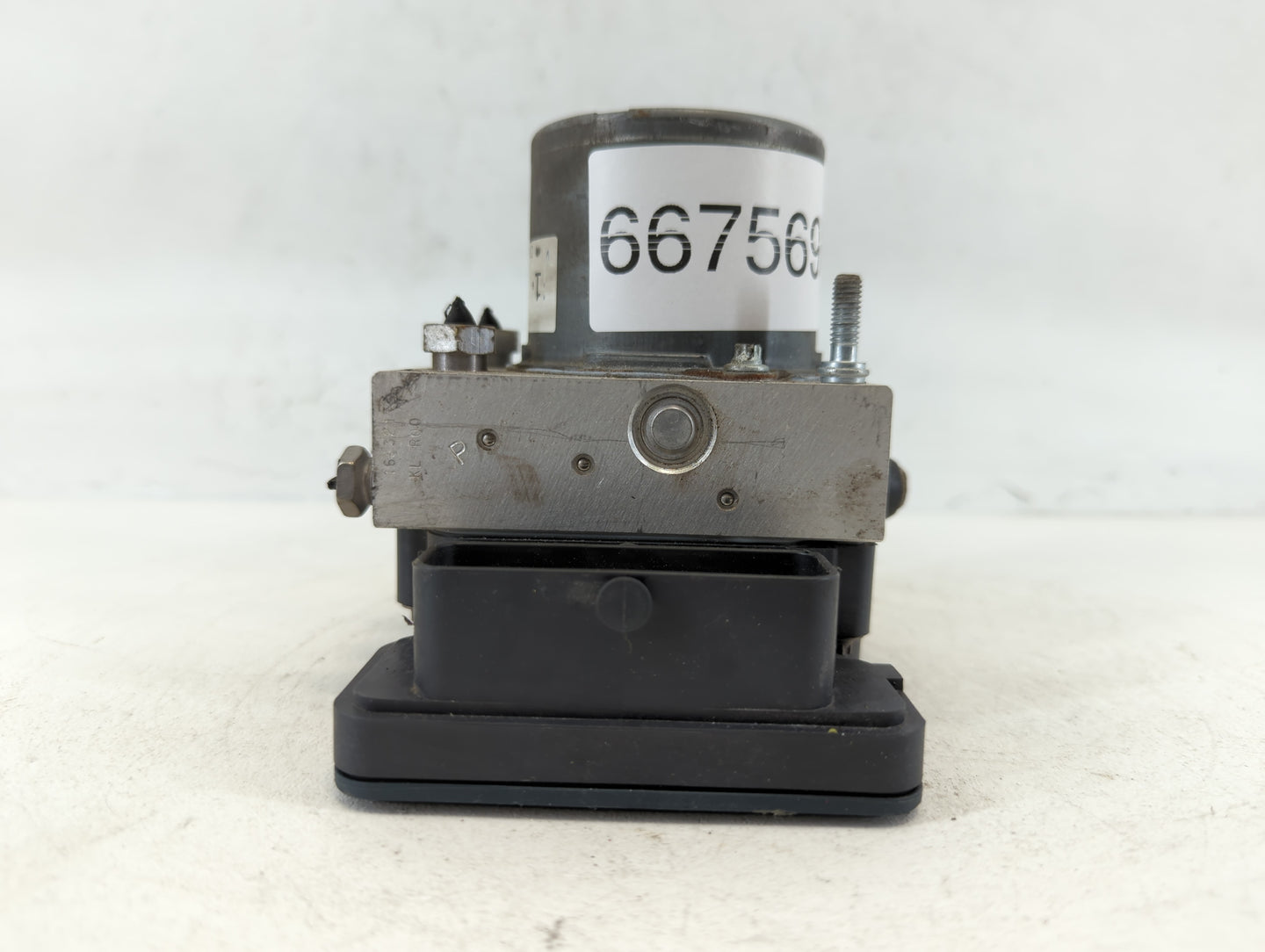 2014-2019 Ford Taurus ABS Pump Control Module Replacement P/N:DG13-2C405-B Fits Fits 2014 2015 2016 2017 2018 2019 OEM Used 