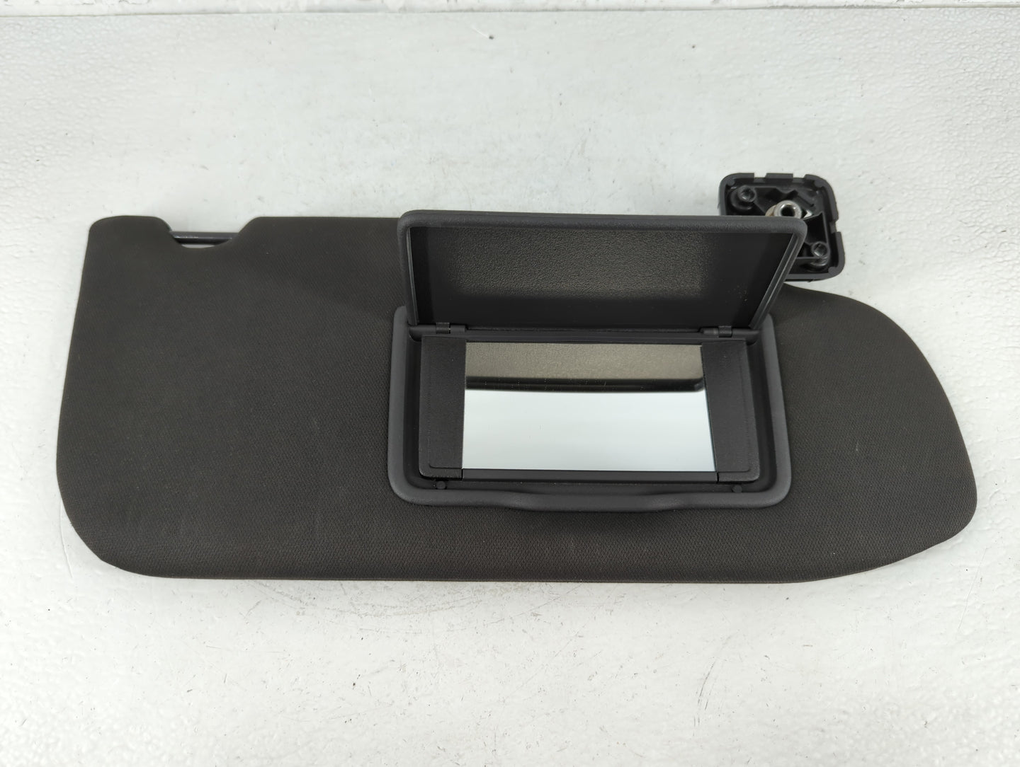 2013-2019 Ford Taurus Sun Visor Shade Replacement Passenger Right Mirror Fits Fits 2013 2014 2015 2016 2017 2018 2019 OEM Us