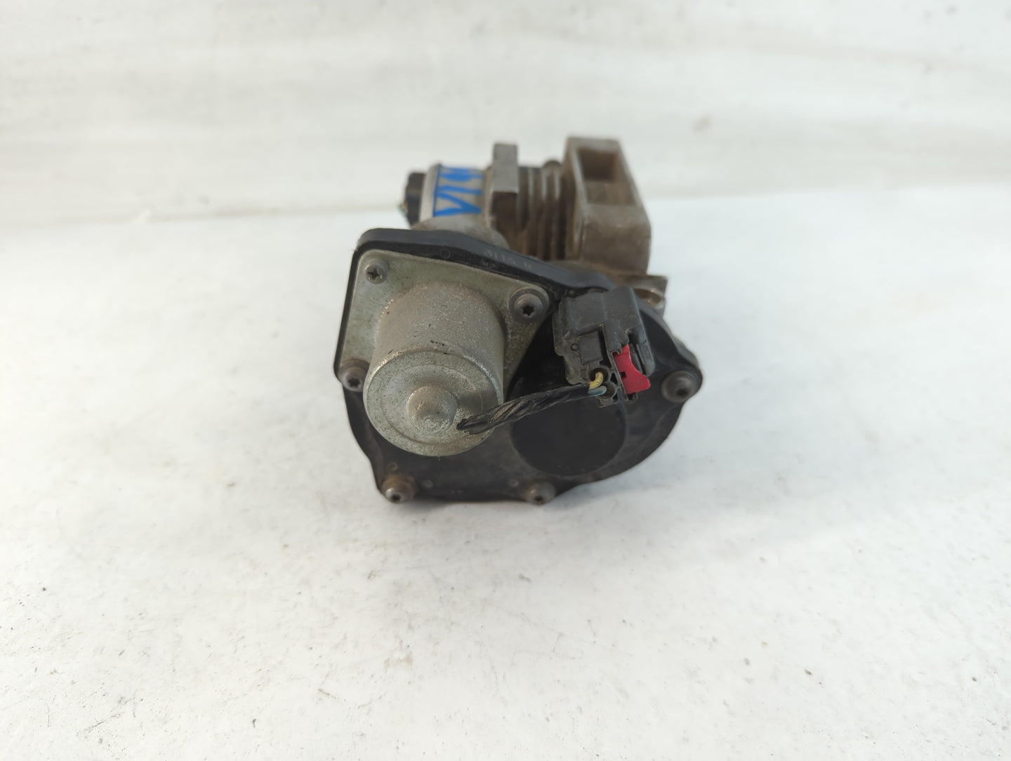 2010-2019 Ford Taurus Throttle Body P/N:131341002785 Fits Fits 2010 2011 2012 2013 2014 2015 2016 2017 2018 2019 OEM Used Au