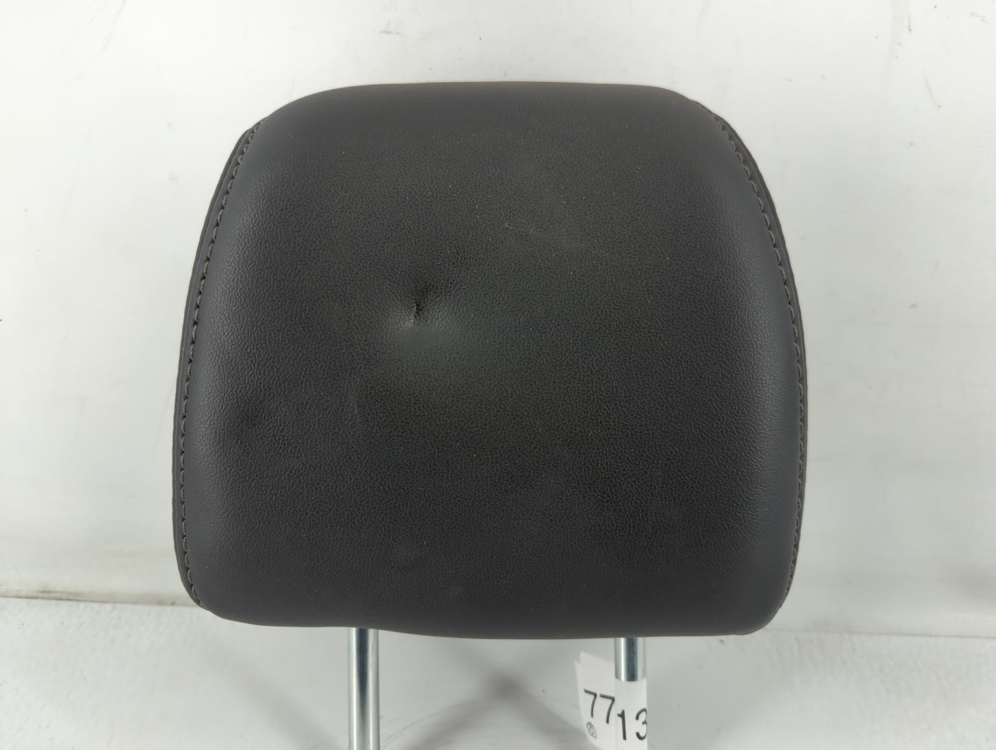 2014 Ford Taurus Headrest Head Rest Rear Center Seat Fits OEM Used Auto Parts - Oemusedautoparts1.com